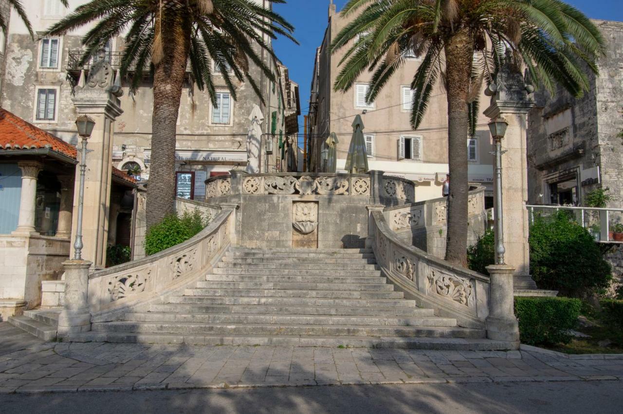 Apartments Giro Korcula Buitenkant foto